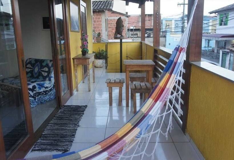 膳宿费 Yellow House