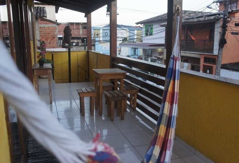 膳宿费 Yellow House