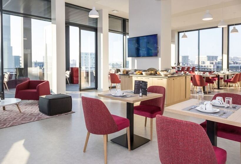 Residence Odalys Nantes Cite Des Congres