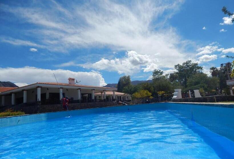 Общежитие Hostería Municipal De Angastaco