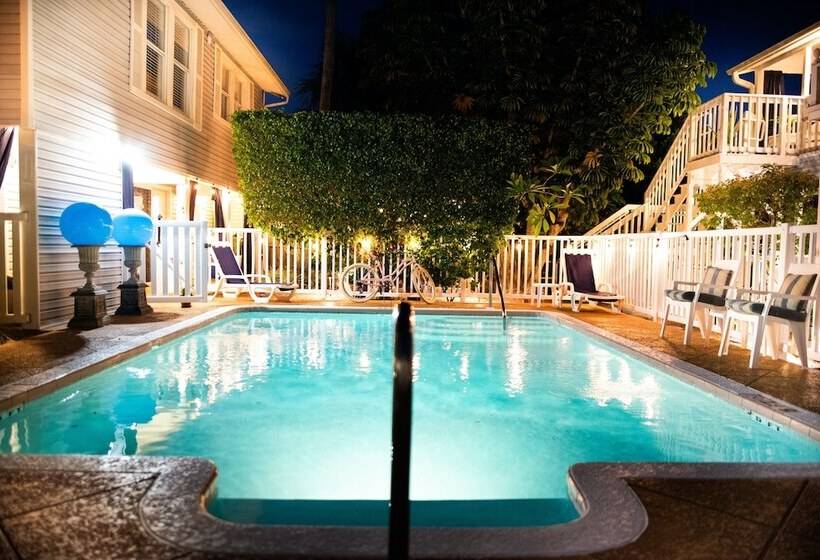 住宿加早餐  Meranova Guest Inn