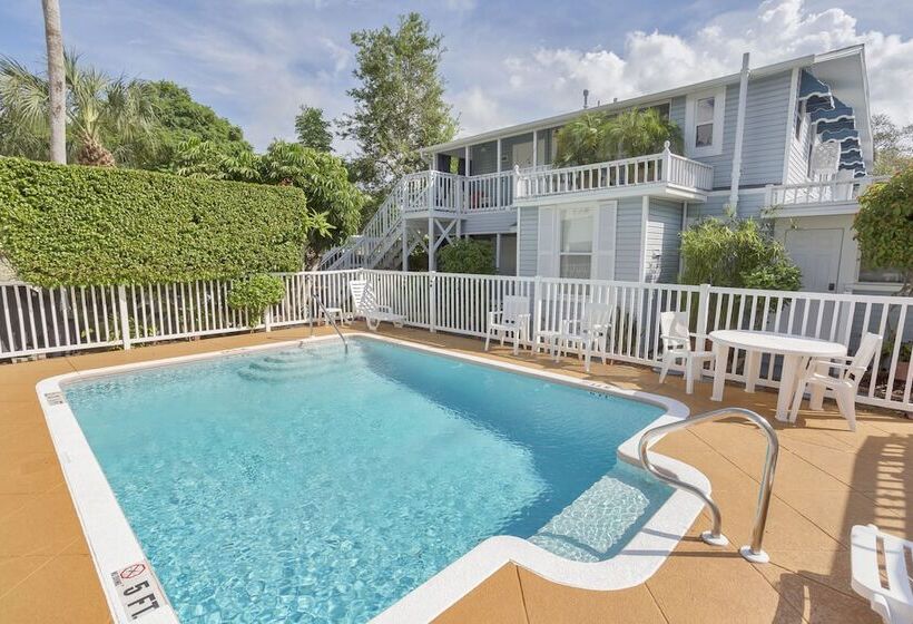 住宿加早餐  Meranova Guest Inn