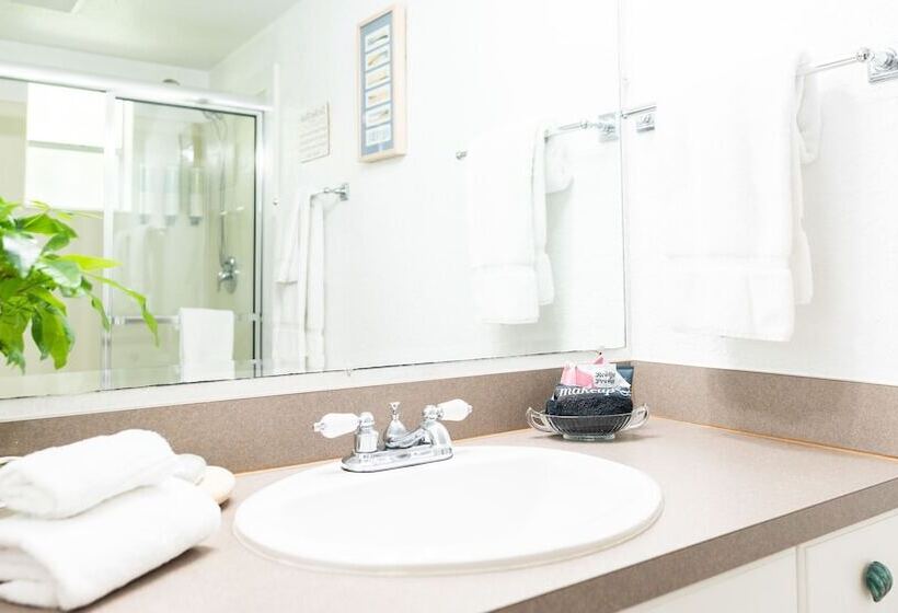 住宿加早餐  Meranova Guest Inn