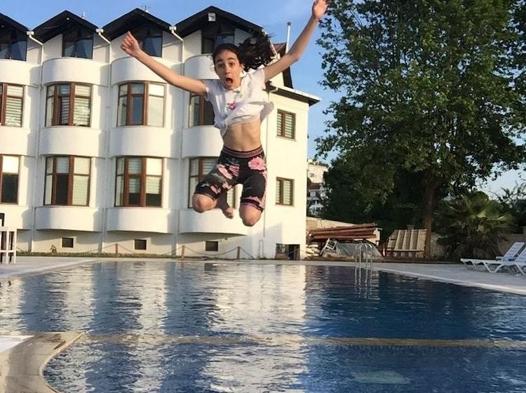 Bed and Breakfast Parla Beach Otel