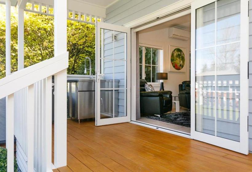 ベッドアンドブレックファースト The Retreat Luxury Garden Villa