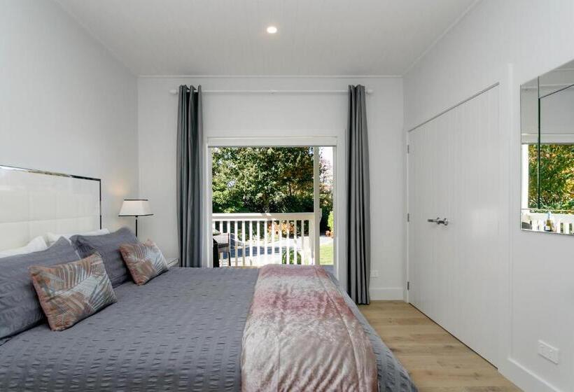 ベッドアンドブレックファースト The Retreat Luxury Garden Villa