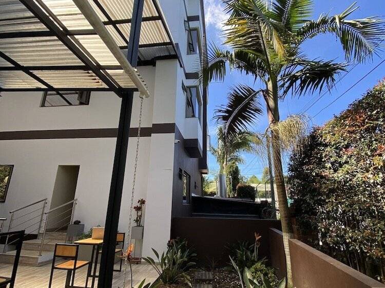 Отель Campo Real