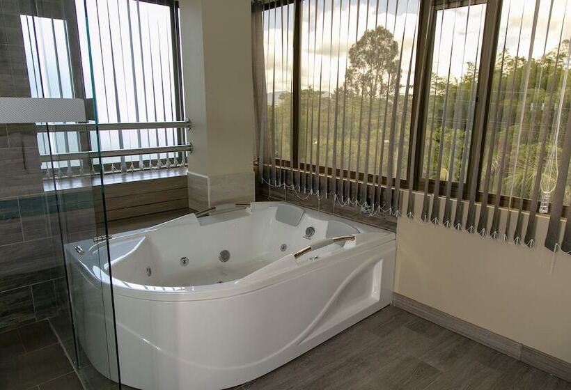 Отель Campo Real