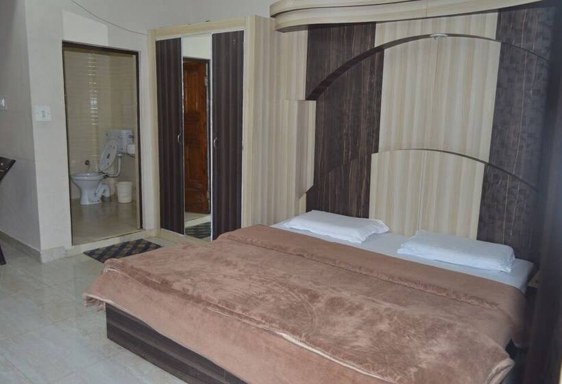 فندق Dharamkot Inn