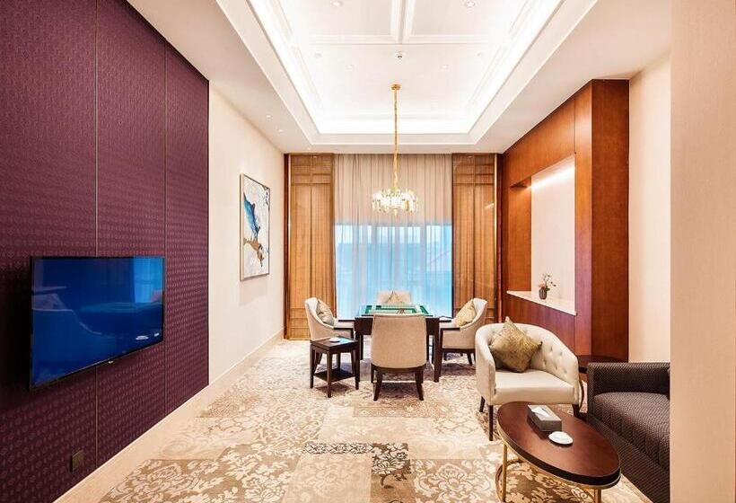 בית מלון כפרי Howard Johnson New District Plaza Ziyang