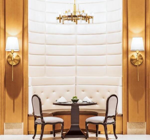 בית מלון כפרי Howard Johnson New District Plaza Ziyang