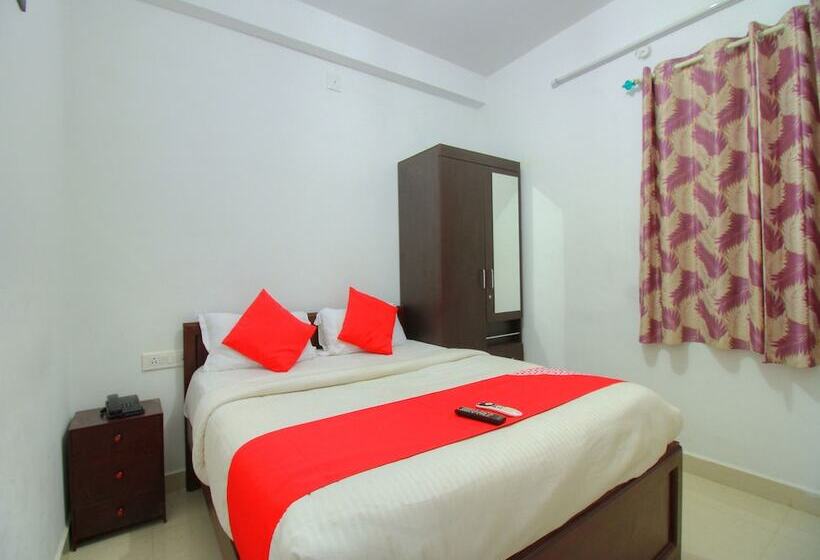 酒店 Lalana Residency