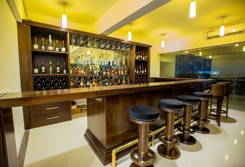 酒店 Trillium Boutique City