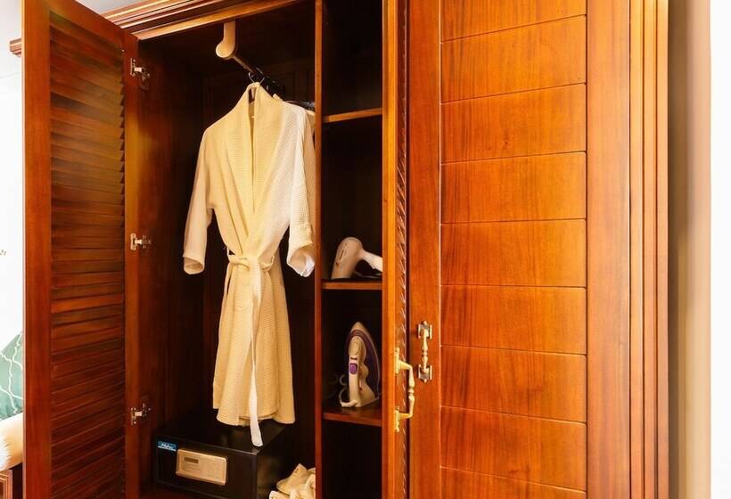 酒店 Trillium Boutique City