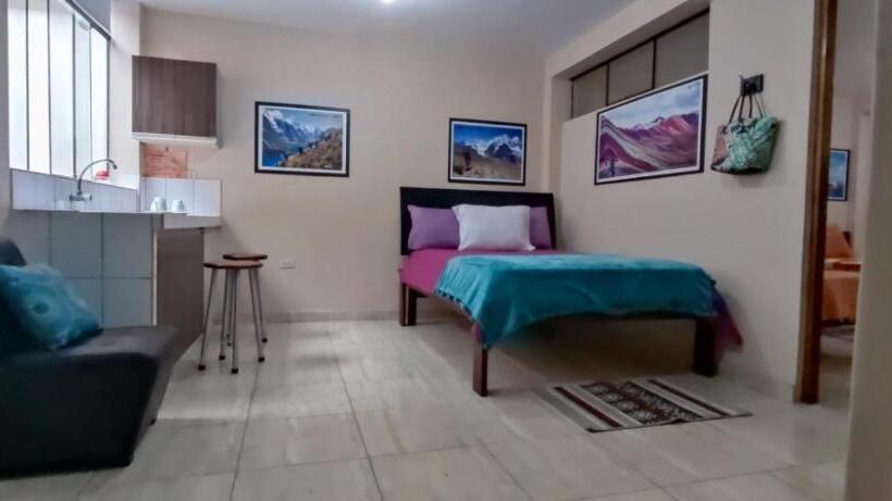 Пансион Hb Leos Eirl