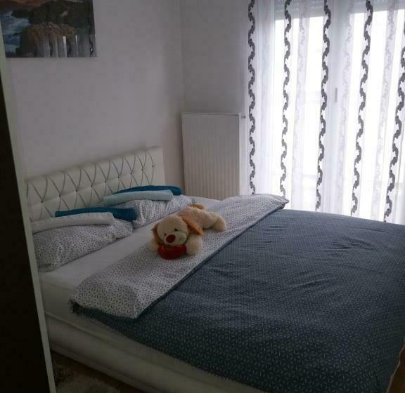 پانسیون Omega