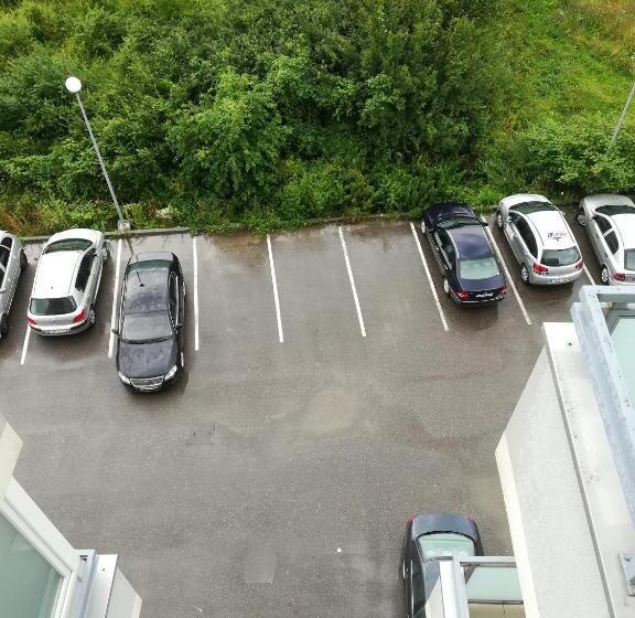 پانسیون Omega