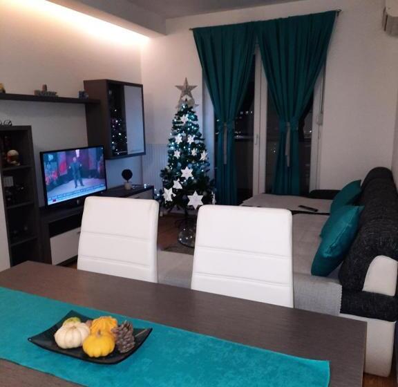 پانسیون Omega