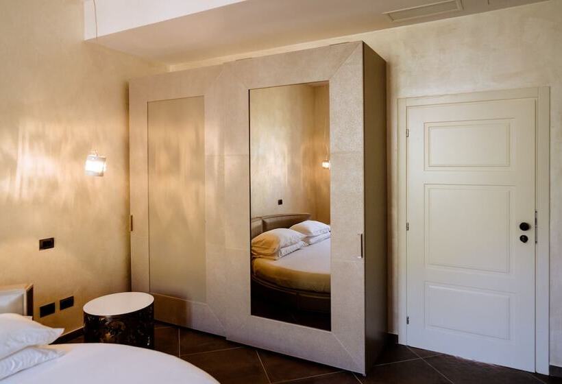 Resort Faro Di Punta Fenaio