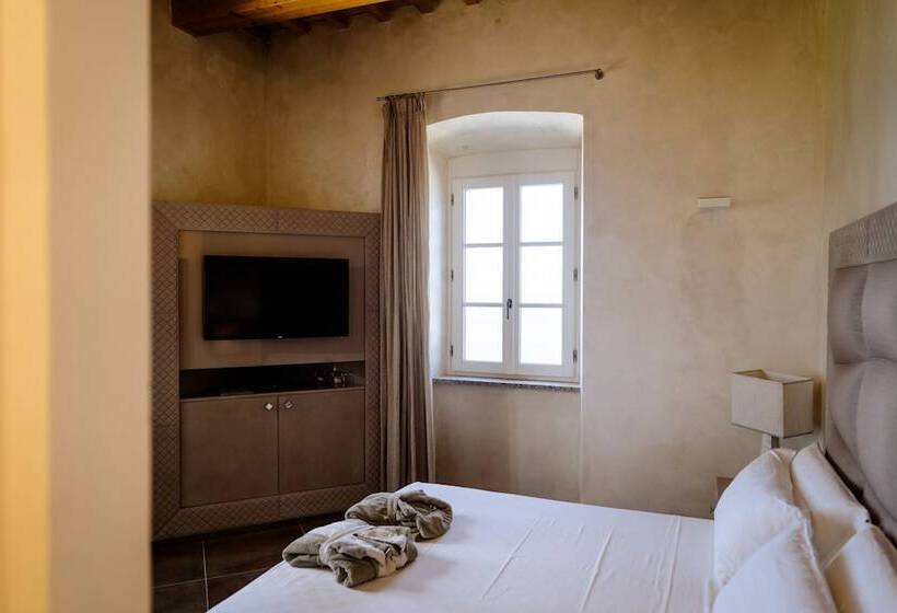Resort Faro Di Punta Fenaio
