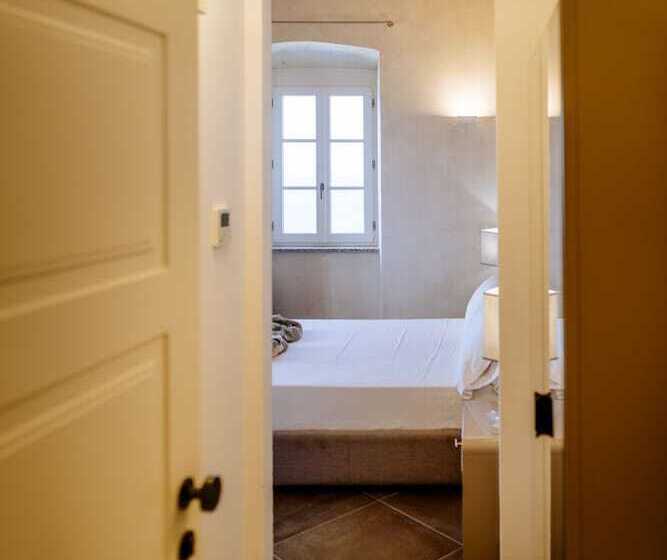 Resort Faro Di Punta Fenaio