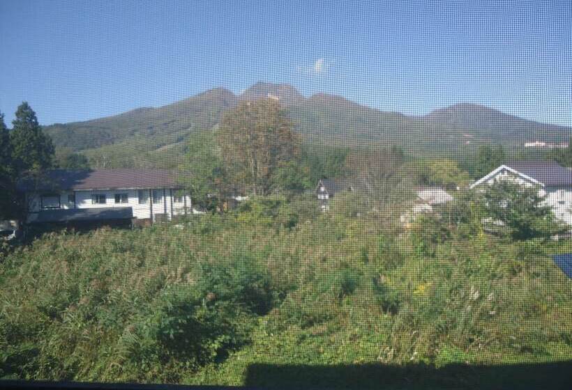 Ryokan Cafe Cerisier栖里時絵