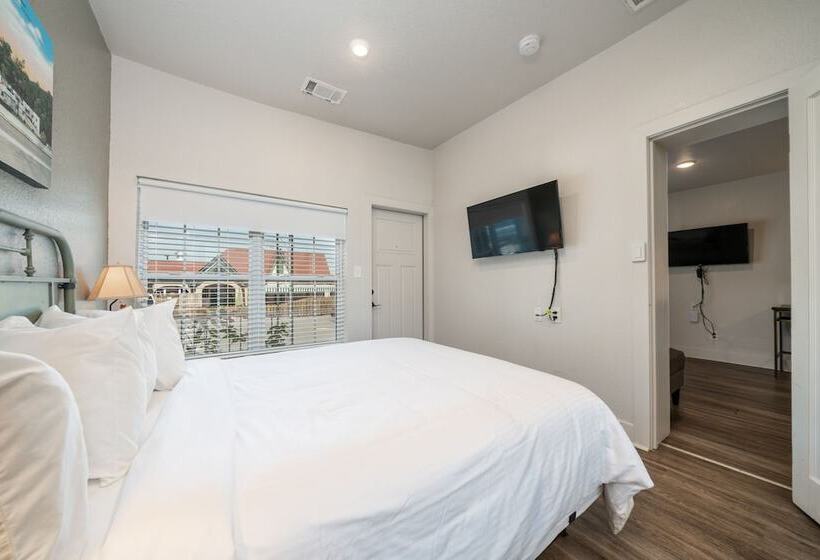 Общежитие Best Court