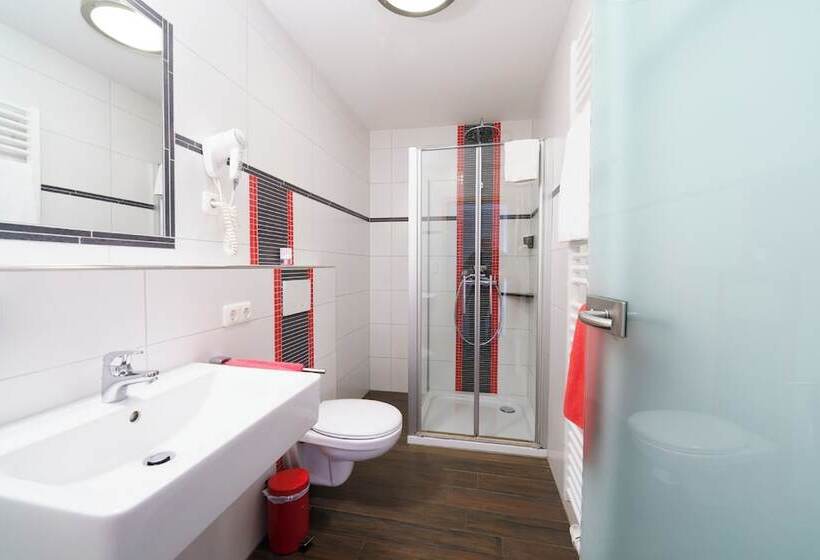 ユースホステル Gasthaus Schwarzer Adler