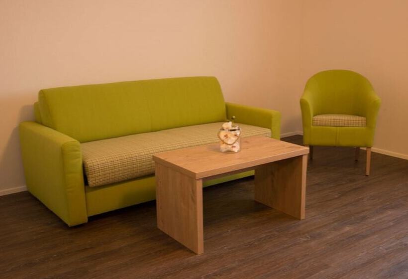 ユースホステル Gasthaus Schwarzer Adler