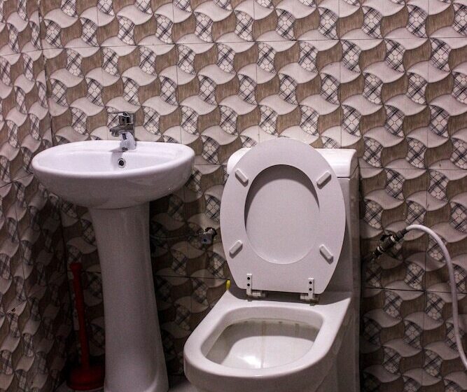 هاستل Savannah House