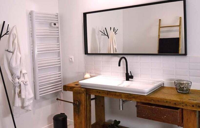 Bed and Breakfast Domaine Shambala   Maison D Hôte En Provence   Piscine Chauffée