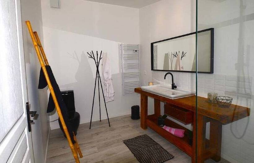 Bed and Breakfast Domaine Shambala   Maison D Hôte En Provence   Piscine Chauffée