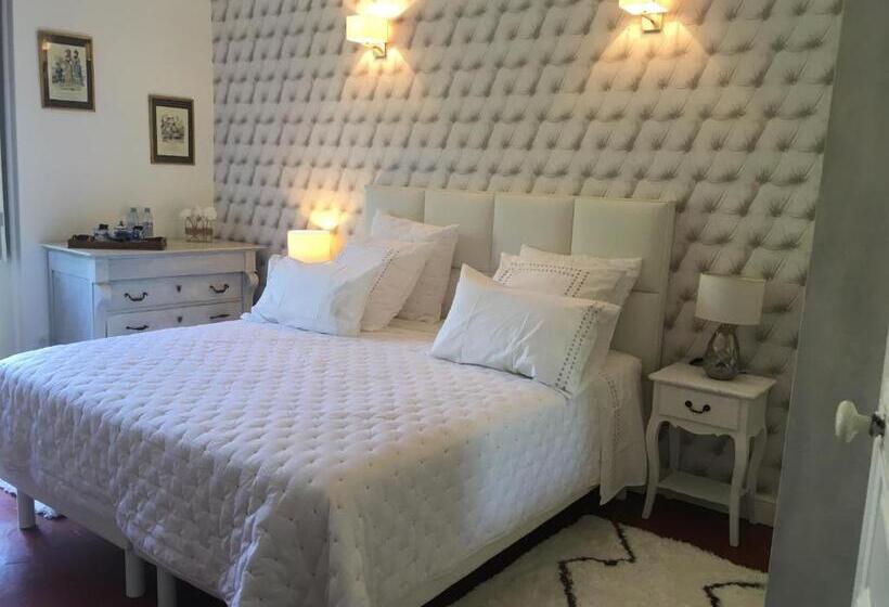 Bed and Breakfast Les Suites De Peyrat