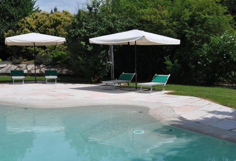 בית מלון כפרי Agriturismo Ancillotto