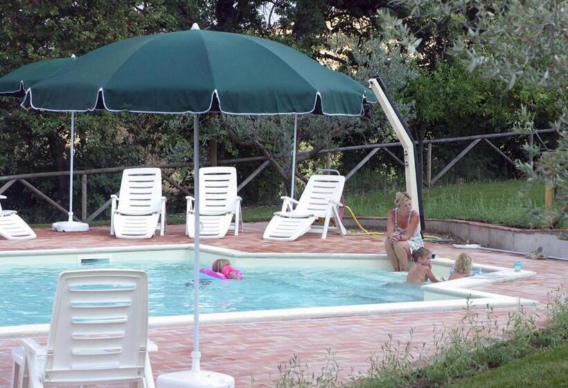 호텔 Agriturismo Il Poggiolo