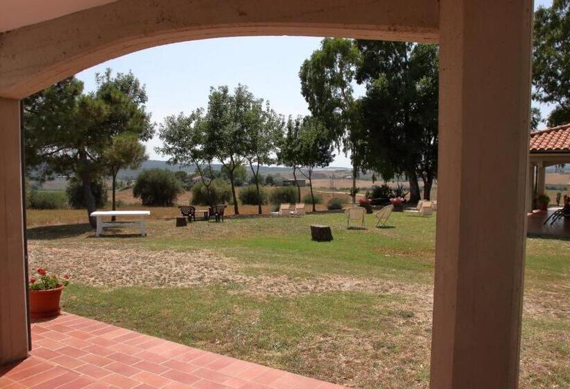 בית מלון כפרי Agriturismo Uliveto Gretacci