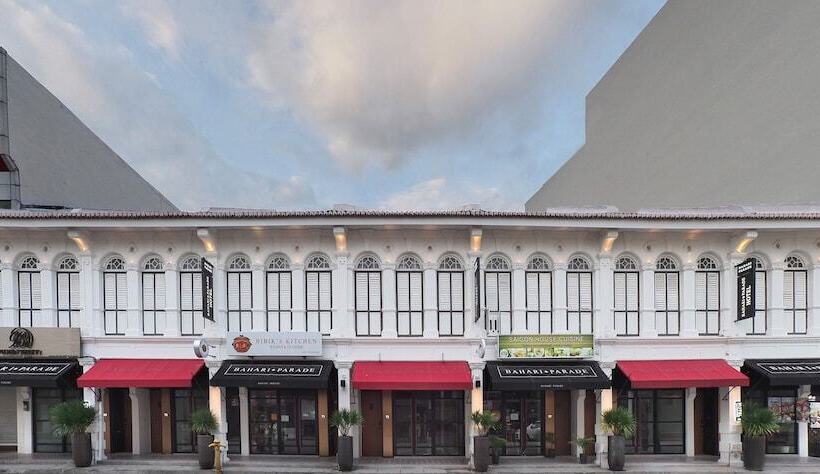 호텔 Bahari Parade Managed By The Ascott Limited