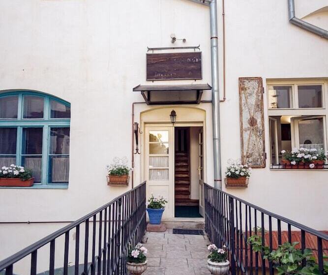 فندق Divna Pani Luxury Gallery Rooms