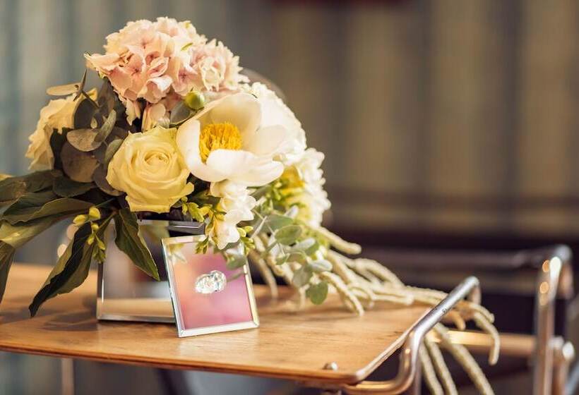 فندق Divna Pani Luxury Gallery Rooms