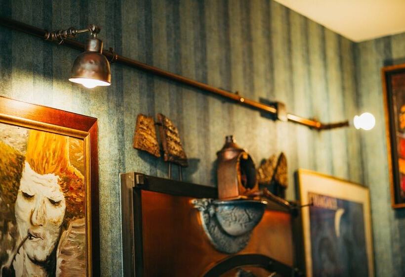 فندق Divna Pani Luxury Gallery Rooms