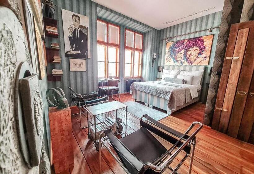 فندق Divna Pani Luxury Gallery Rooms