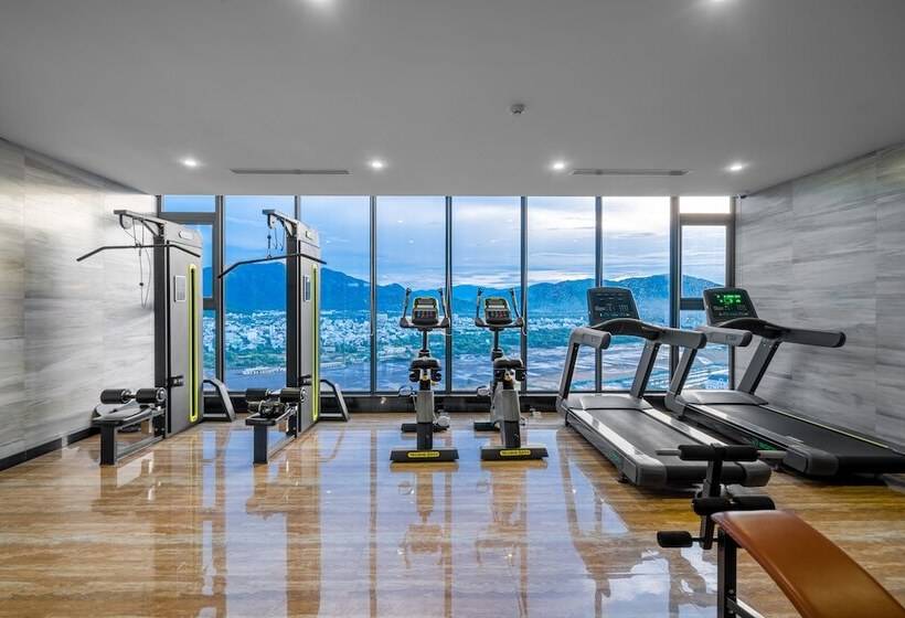 Emerald Bay Hotel & Spa Nha Trang