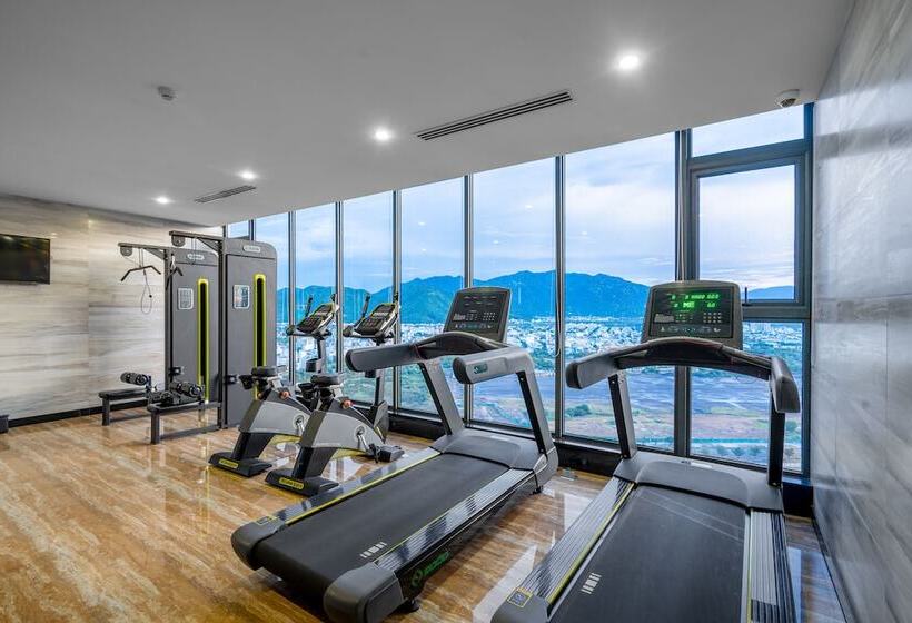 Emerald Bay Hotel & Spa Nha Trang