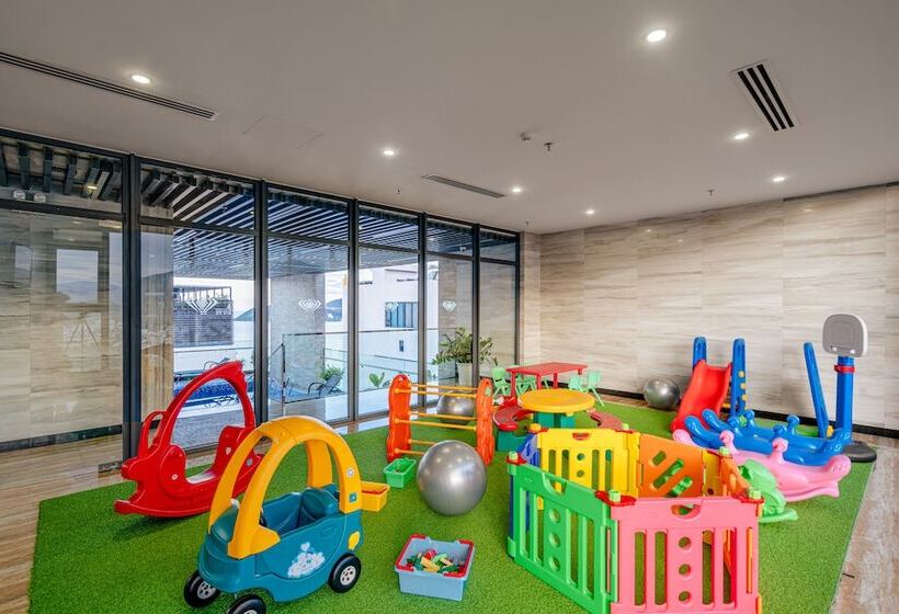 Emerald Bay Hotel & Spa Nha Trang