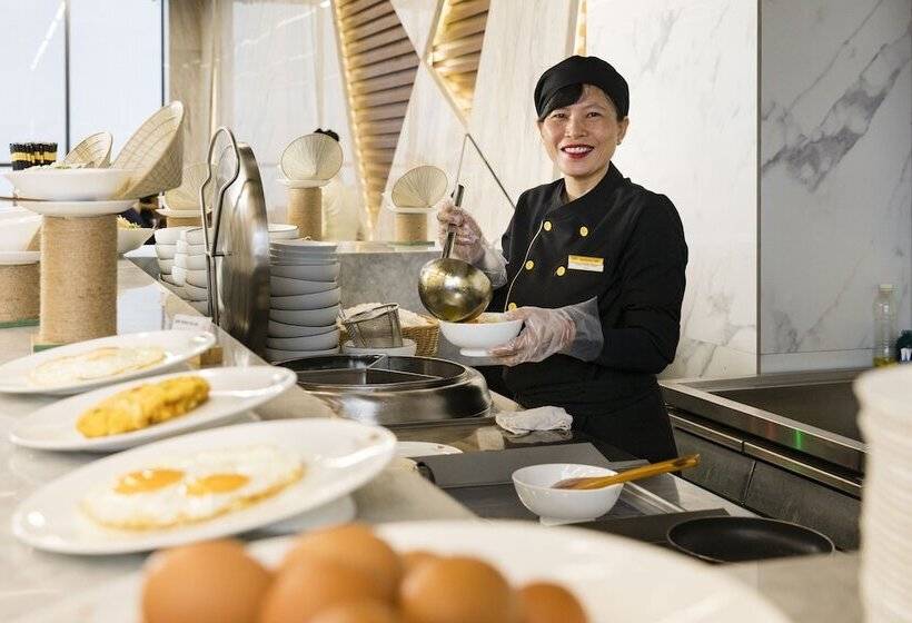 Emerald Bay Hotel & Spa Nha Trang