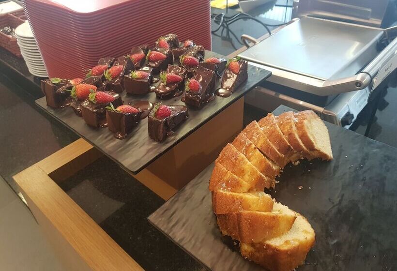 酒店 Ibis Carlos Barbosa