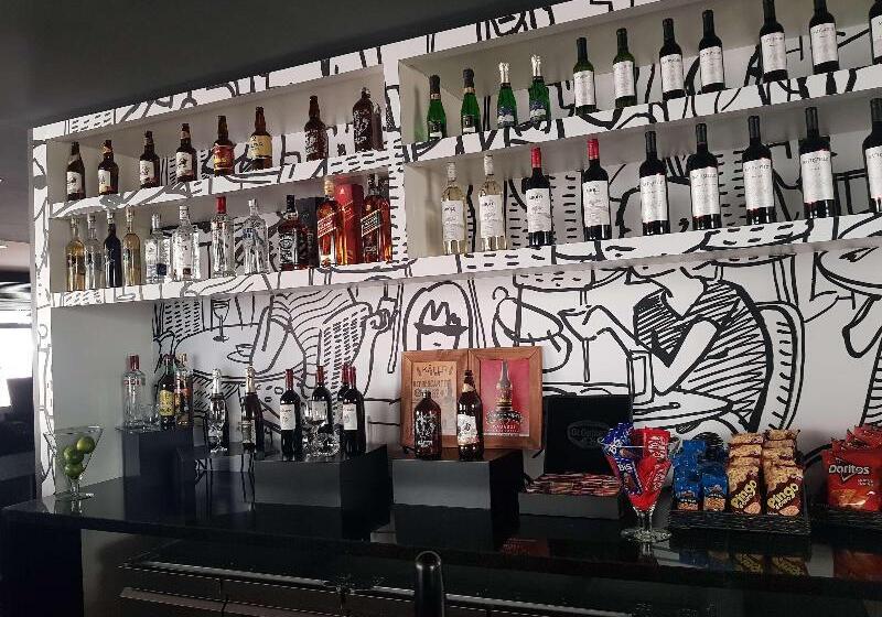 酒店 Ibis Carlos Barbosa