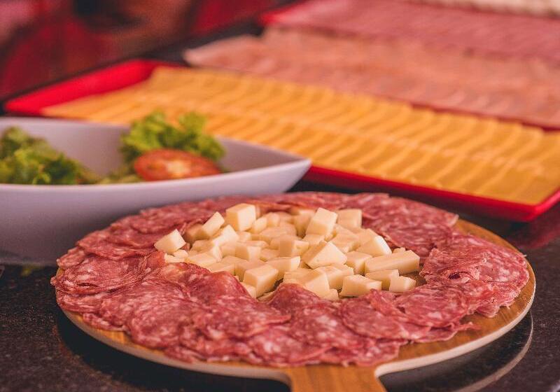 酒店 Ibis Carlos Barbosa