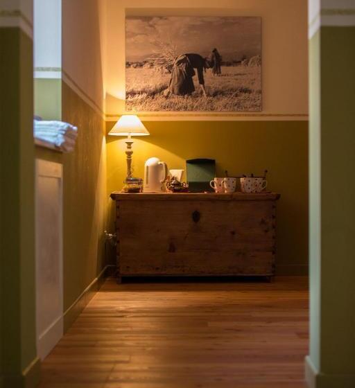 Отель La Collina Delle Mignole