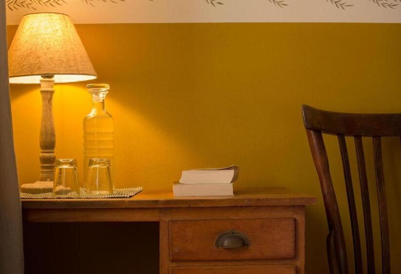 Отель La Collina Delle Mignole